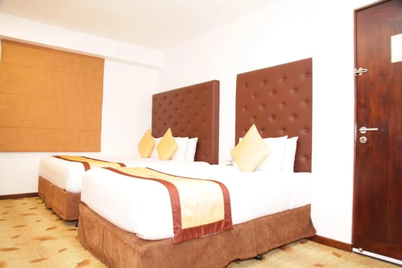 City Hotel Colombo 02
